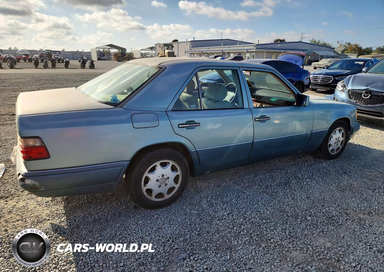1994 Mercedes-Benz E 320 VIN:WDBEA32E3RC128823 - 3