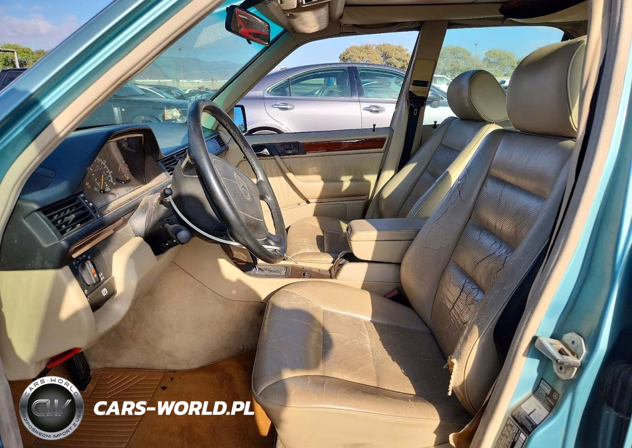 1994 Mercedes-Benz E 320 VIN:WDBEA32E3RC128823 - 7
