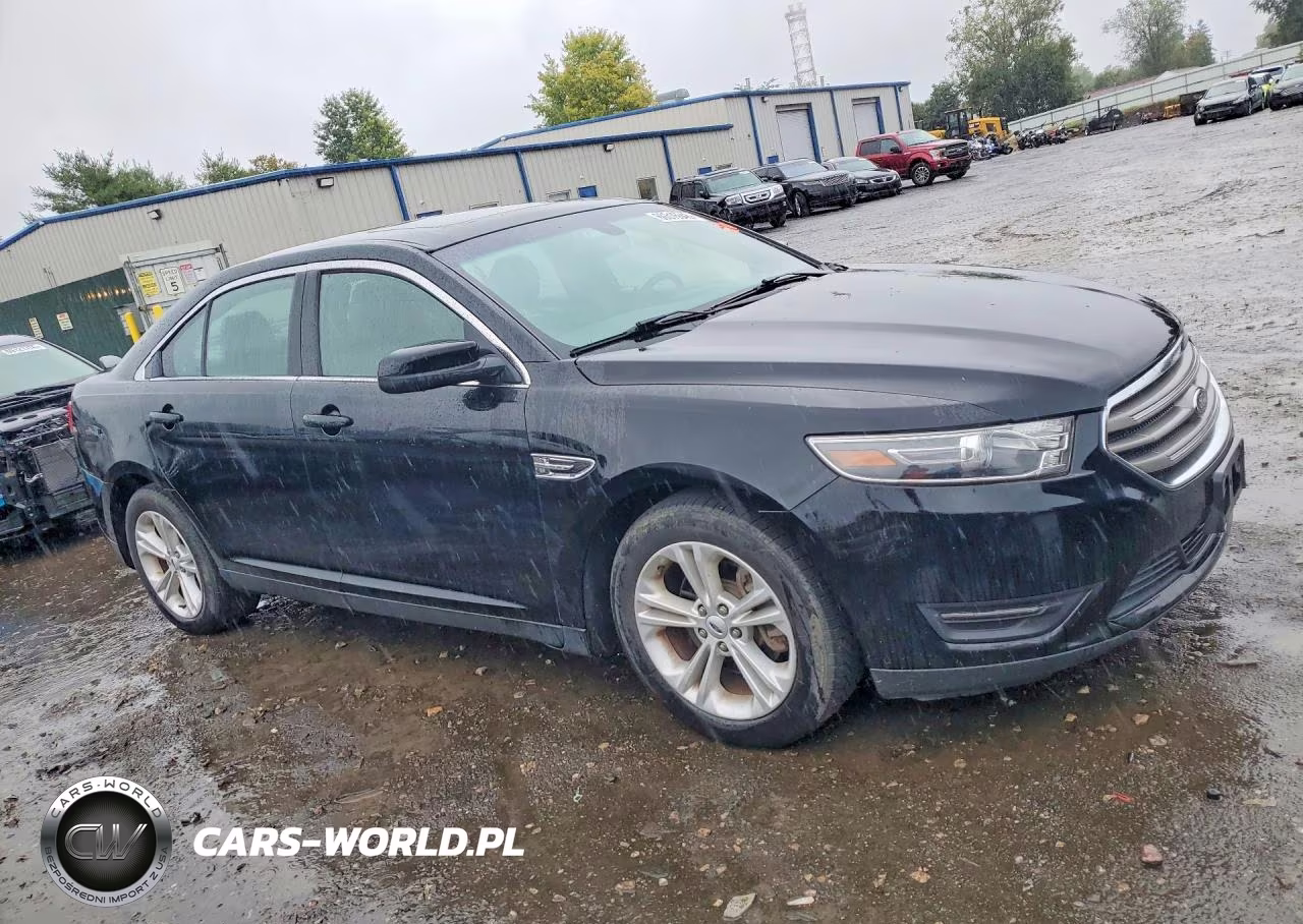 2018 Ford Taurus Sel VIN:1FAHP2E88JG103822 - 4