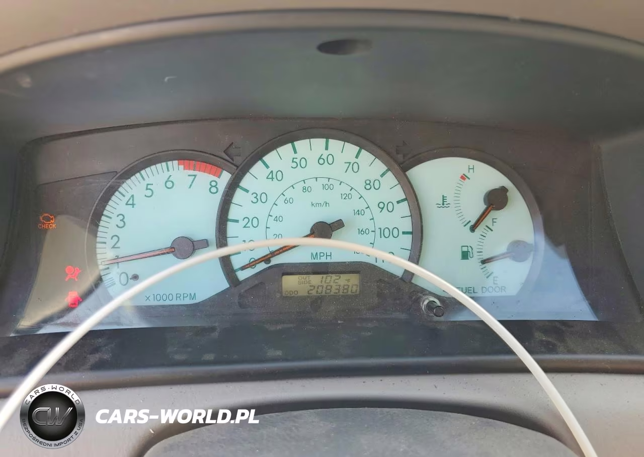 2003 Toyota Corolla Le VIN:JTDBR32E732010638 - 9