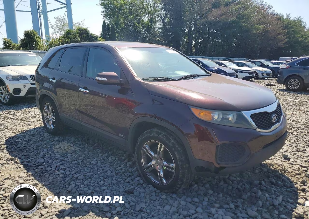 2012 Kia Sorento Lx VIN:5XYKTCA62CG295279 - 4