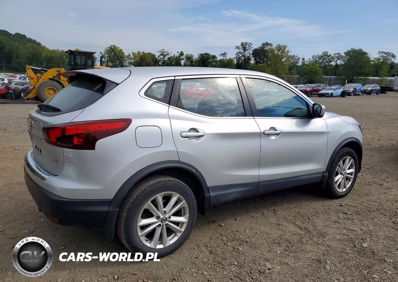 2019 Nissan Rogue Sport S VIN:JN1BJ1CR7KW631515 - 3