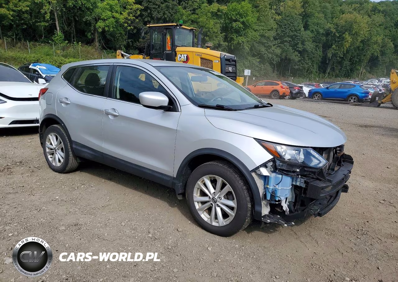 2019 Nissan Rogue Sport S VIN:JN1BJ1CR7KW631515 - 4