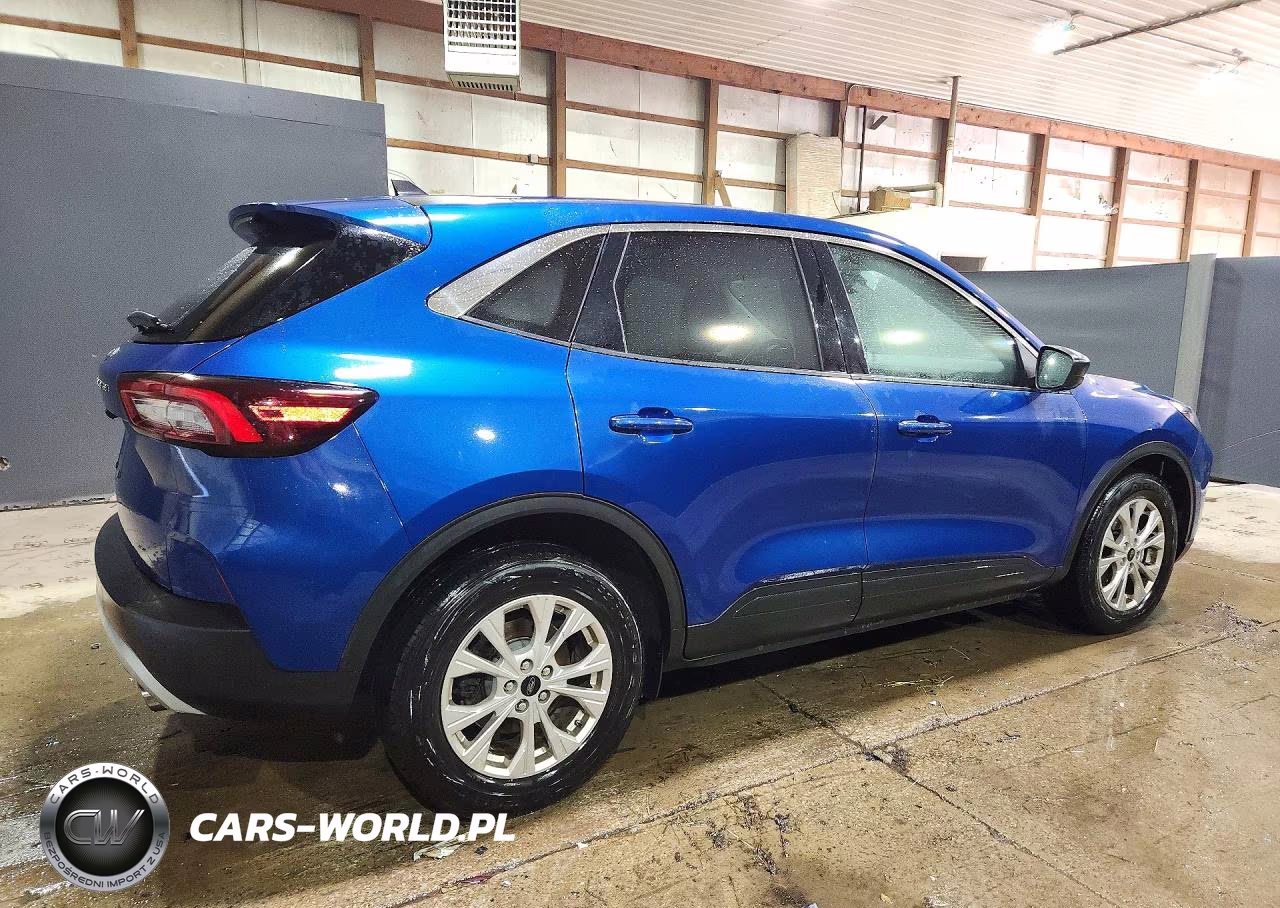 2023 Ford Escape Active VIN:1FMCU0GN9PUA08003 - 3