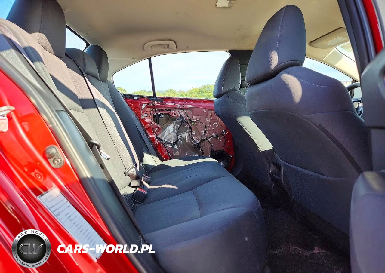 2021 Toyota Corolla Le VIN:5YFEPMAE8MP218427 - 10