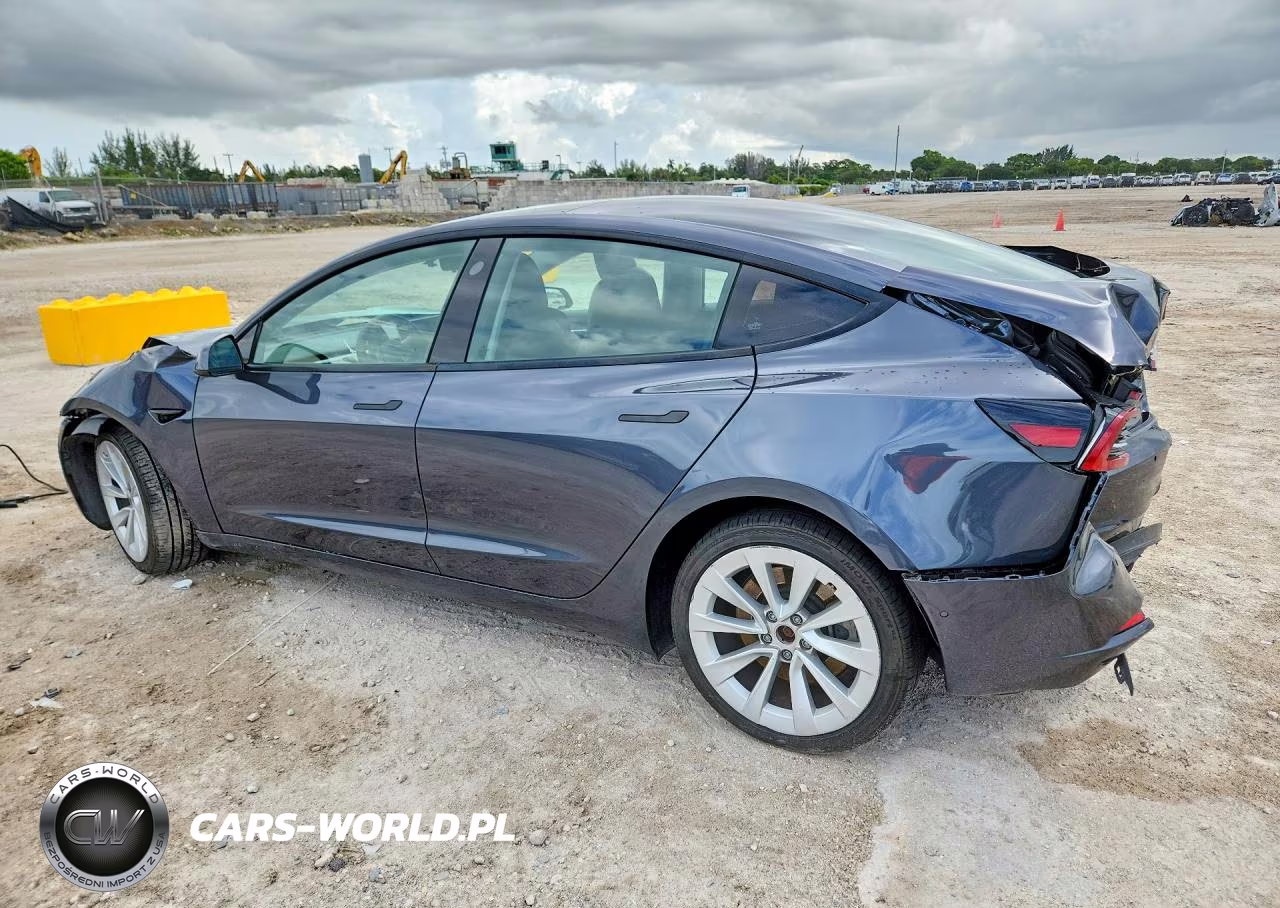 2022 Tesla Model 3 VIN:5YJ3E1EAXNF370306 - 2