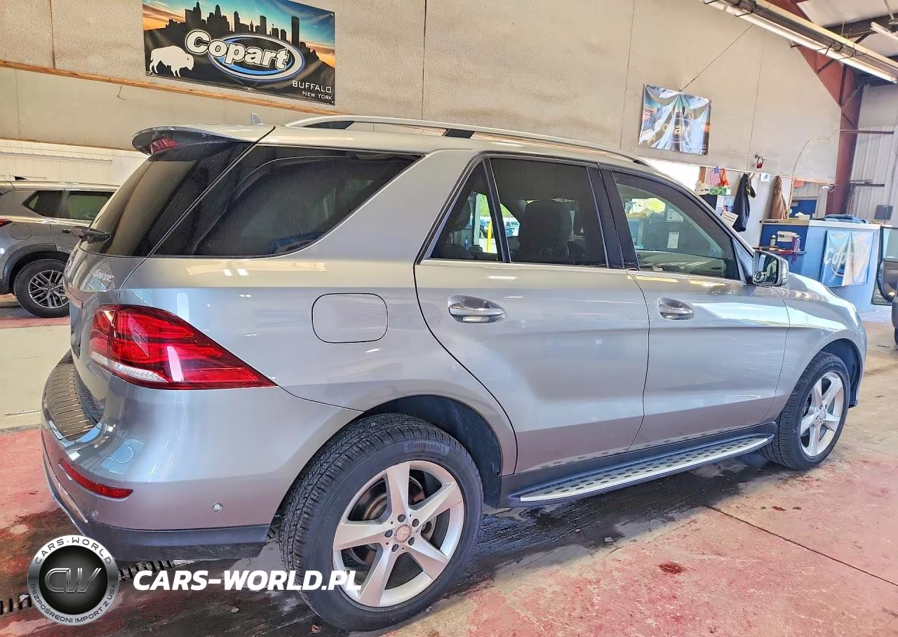 2016 Mercedes-Benz Gle 300D 4Matic VIN:4JGDA0EB4GA744483 - 3