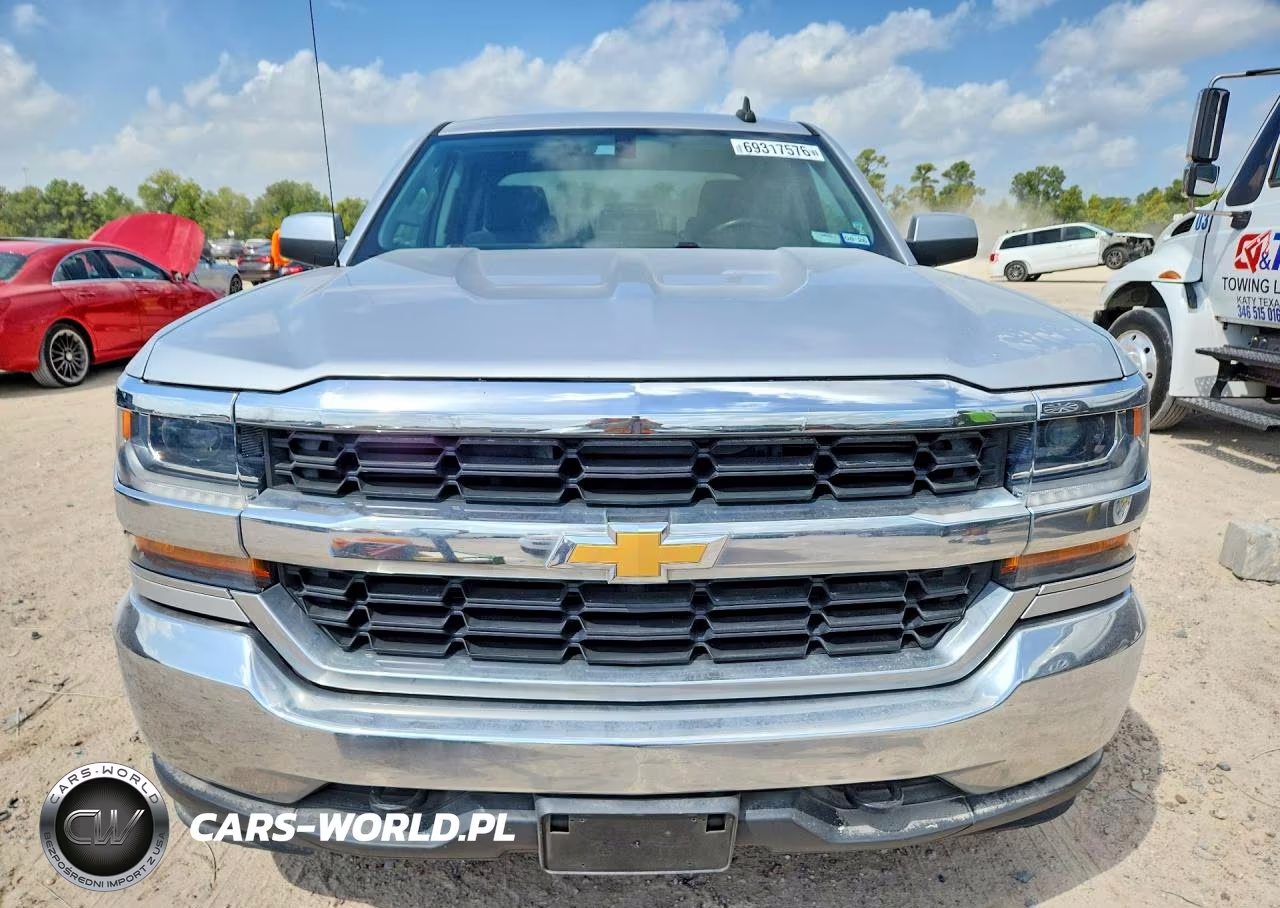 2018 Chevrolet Silverado K1500 Lt VIN:1GCVKREH6JZ294424 - 5