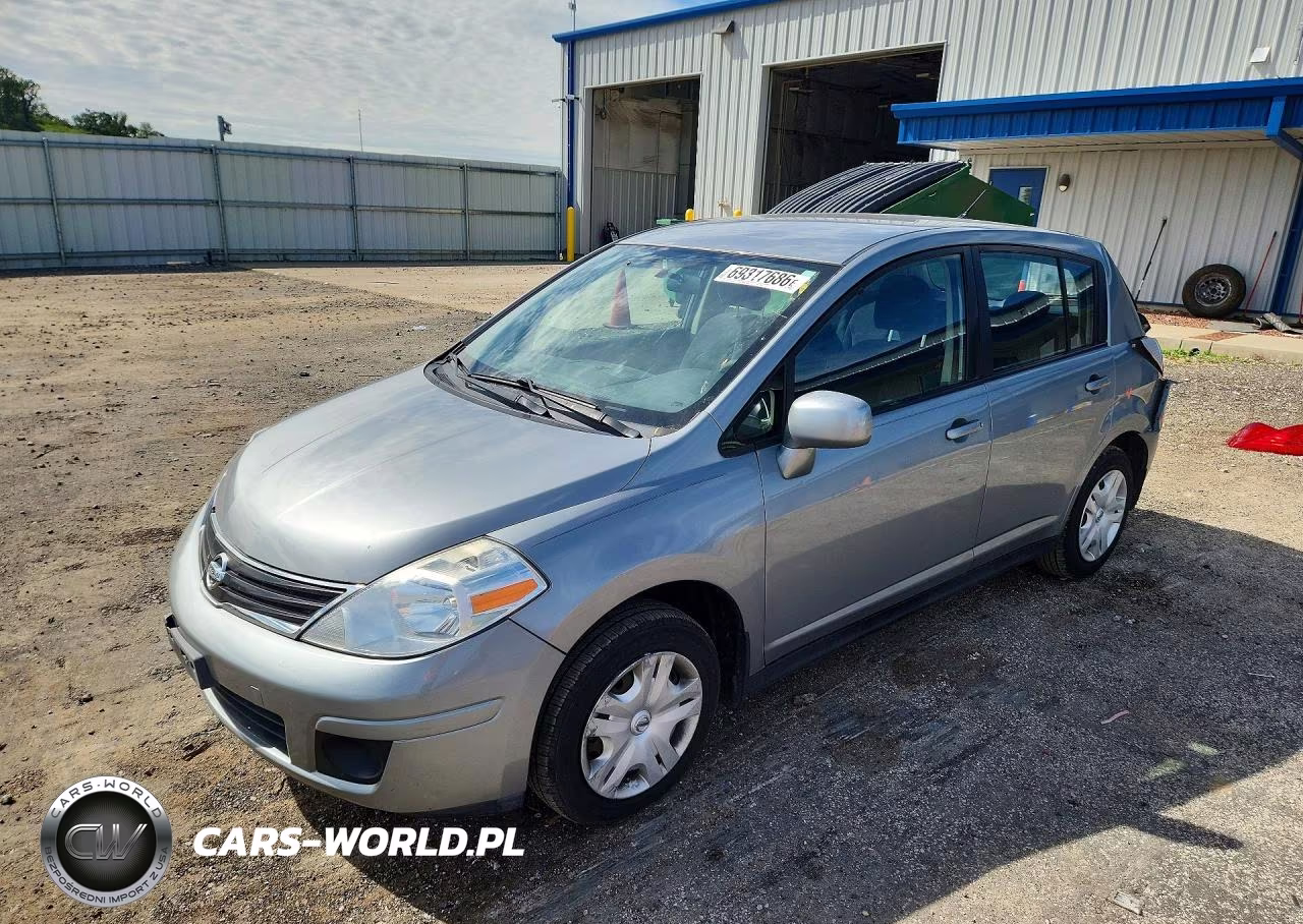 2010 Nissan Versa 1.8 S