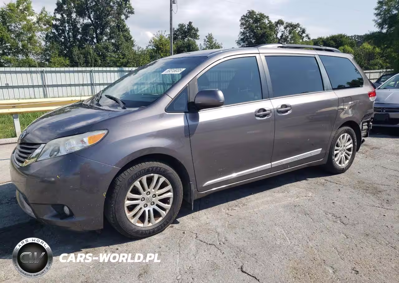 2013 Toyota Sienna Xle