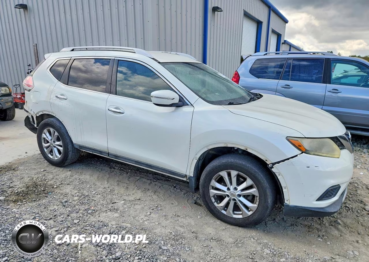 2015 Nissan Rogue Sv VIN:5N1AT2MT8FC773829 - 4