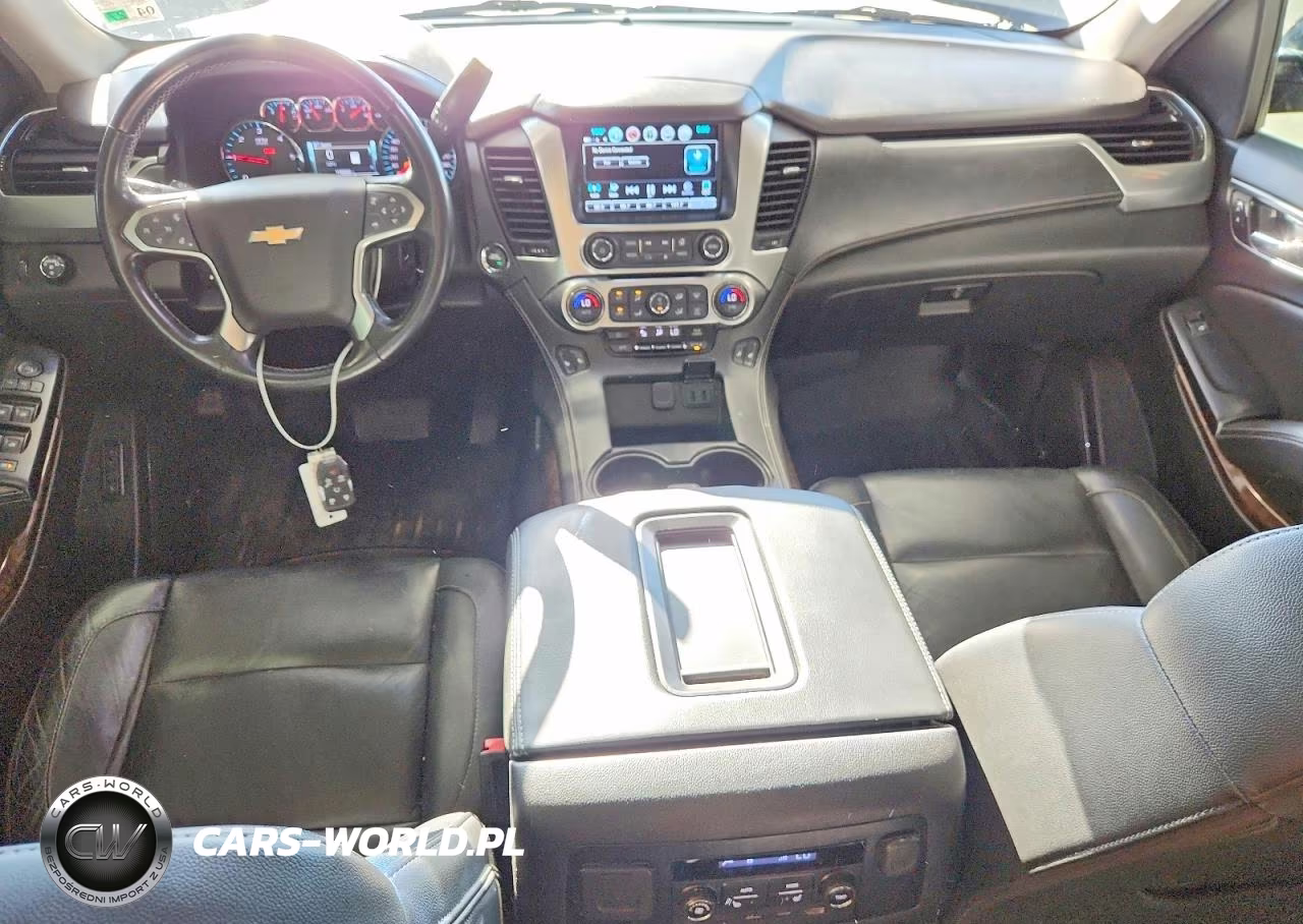 2019 Chevrolet Suburban C1500 Lt VIN:1GNSCHKC5KR353782 - 8