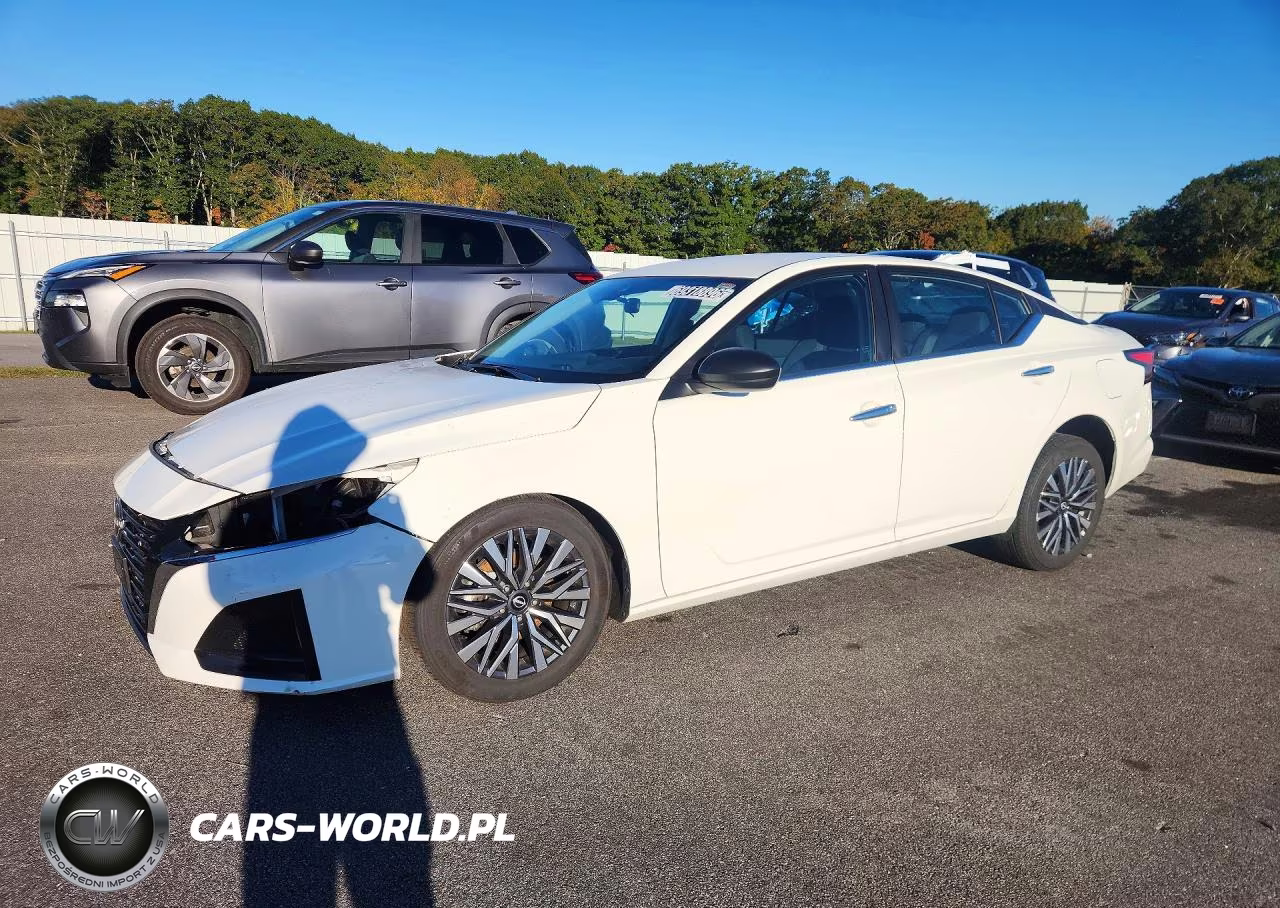 2025 Nissan Altima Sv – zdjęcie 1 z 12