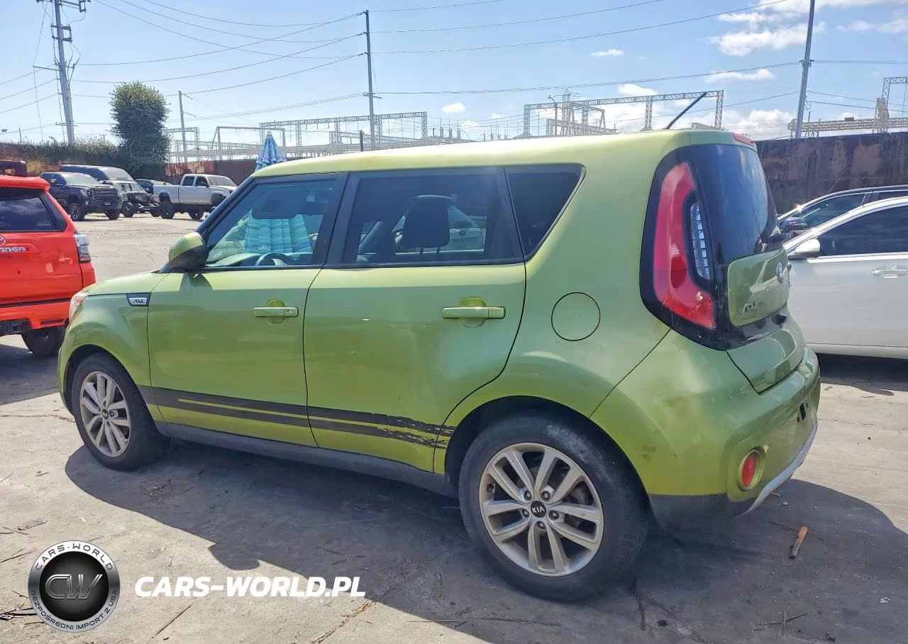2018 Kia Soul + VIN:KNDJP3A58J7888274 - 2