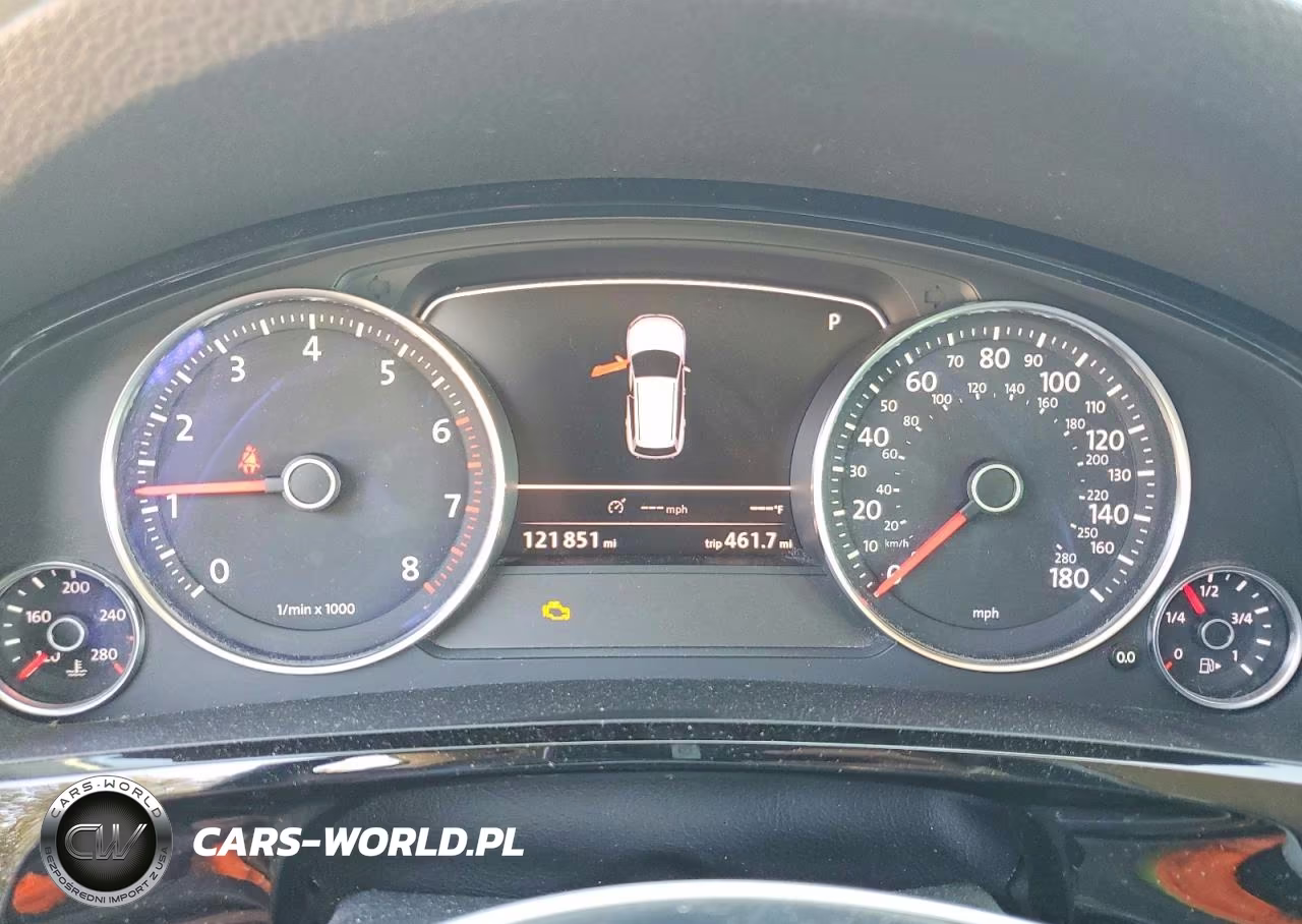 2011 Volkswagen Touareg V6 VIN:WVGFF9BP8BD000634 - 9