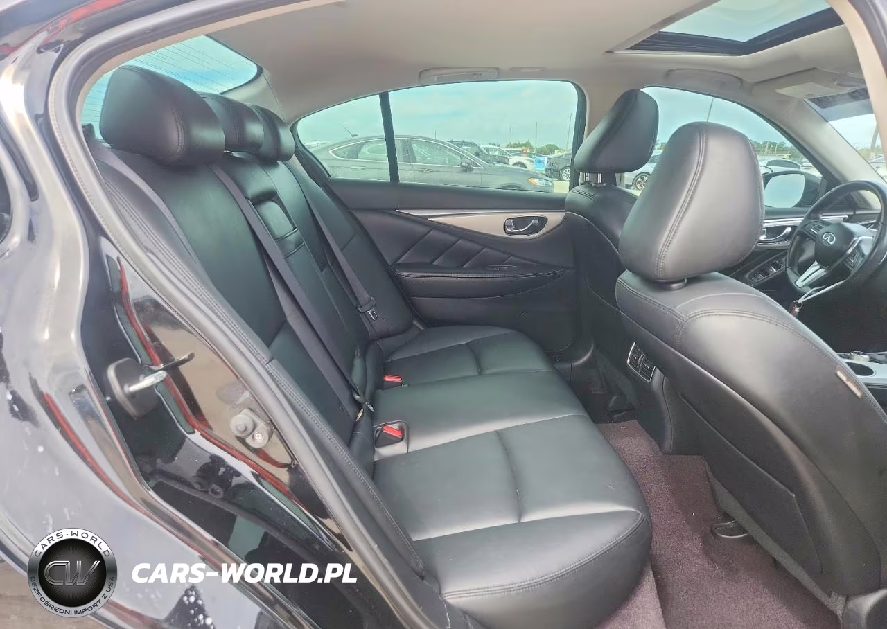 2019 Infiniti Q50 3.0T Luxe VIN:JN1EV7AP0KM543648 - 10