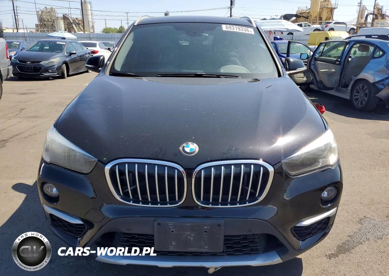 2018 BMW X1 xDrive28I VIN:WBXHT3Z38J4A66773 - 5
