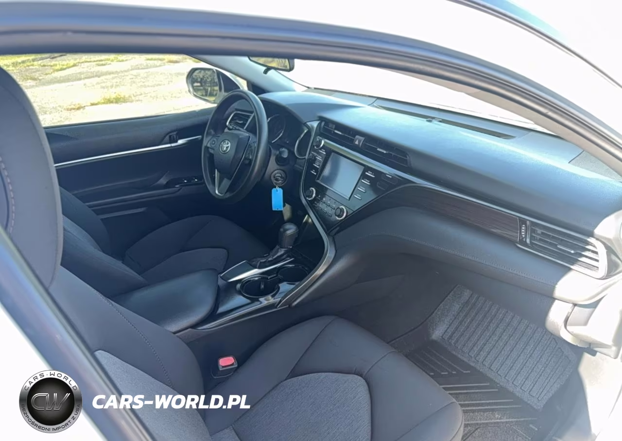 2019 Toyota Camry Le VIN:4T1B11HK7KU815806 - 5