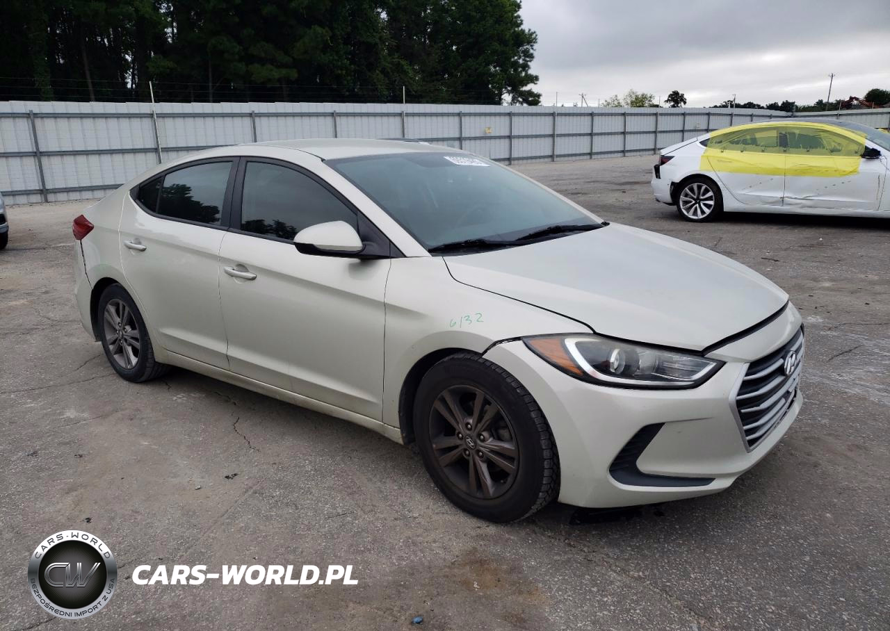 HYUNDAI ELANTRA SE VIN:5NPD74LF5HH135817 - 4