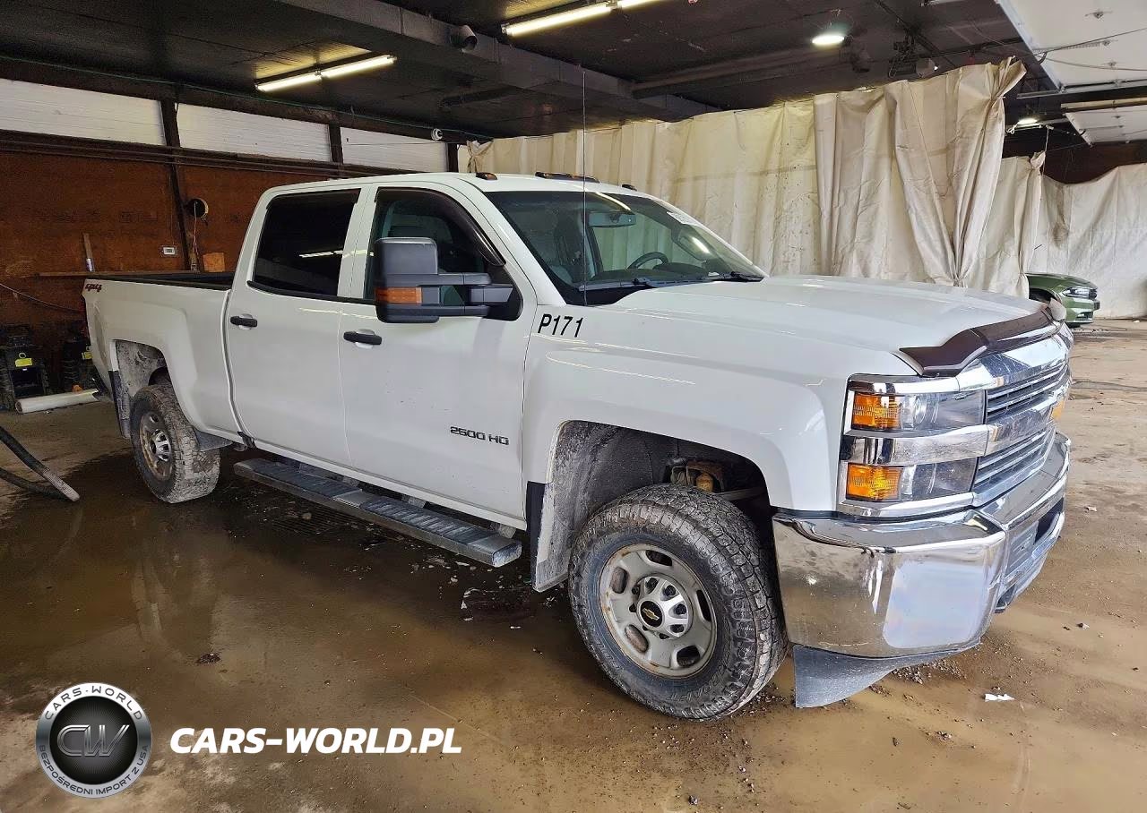 2018 Chevrolet Silverado K2500 Heavy Duty VIN:1GC1KUEG7JF206538 - 4