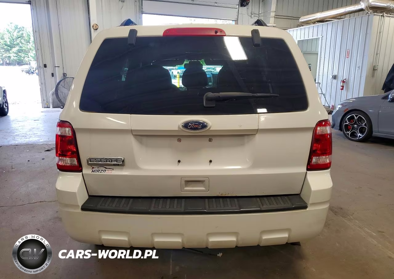 2011 Ford Escape VIN:1FMCU0D73BKA37071 - 6