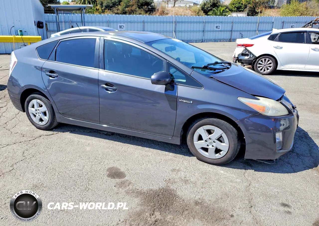 2010 Toyota Prius Ii VIN:JTDKN3DU5A0097979 - 4