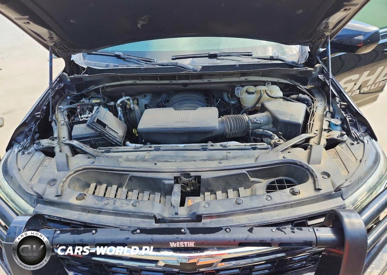 2023 Chevrolet Tahoe C1500 VIN:1GNSCLED2PR203630 - 12