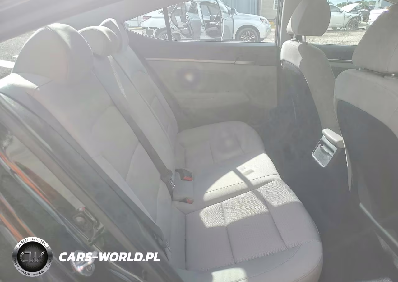 2018 Hyundai Elantra Sel VIN:5NPD84LF6JH292811 - 10