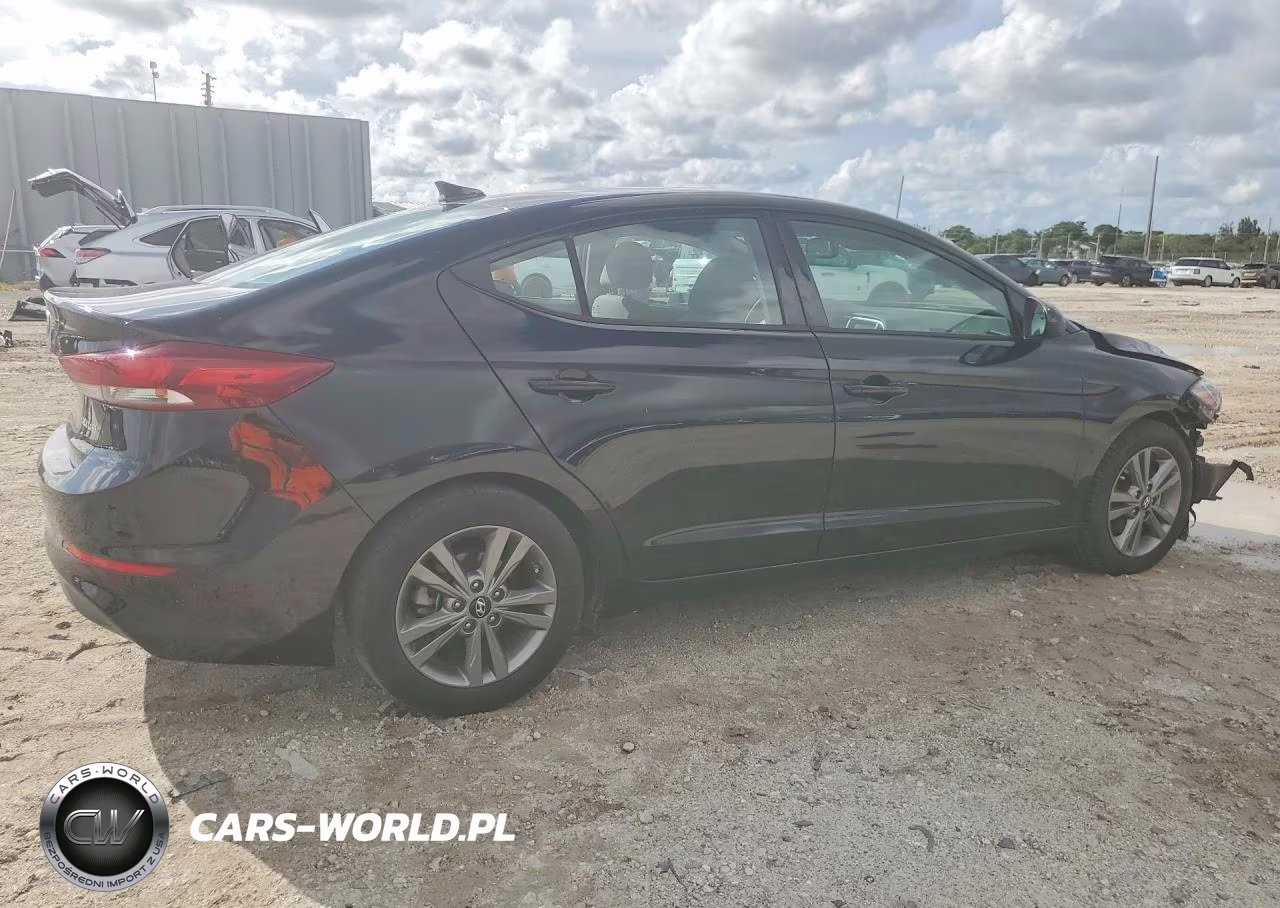 2018 Hyundai Elantra Sel VIN:5NPD84LF6JH292811 - 3