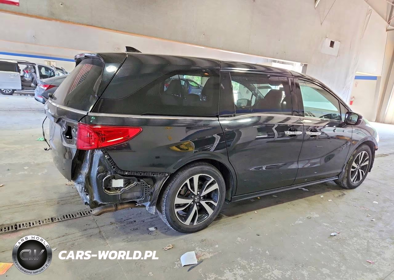 2019 Honda Odyssey Elite VIN:5FNRL6H99KB063669 - 3