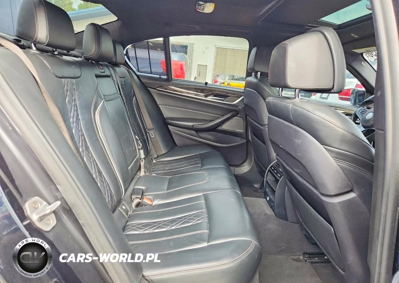 2018 BMW M550Xi VIN:WBAJB9C55JB036800 - 10
