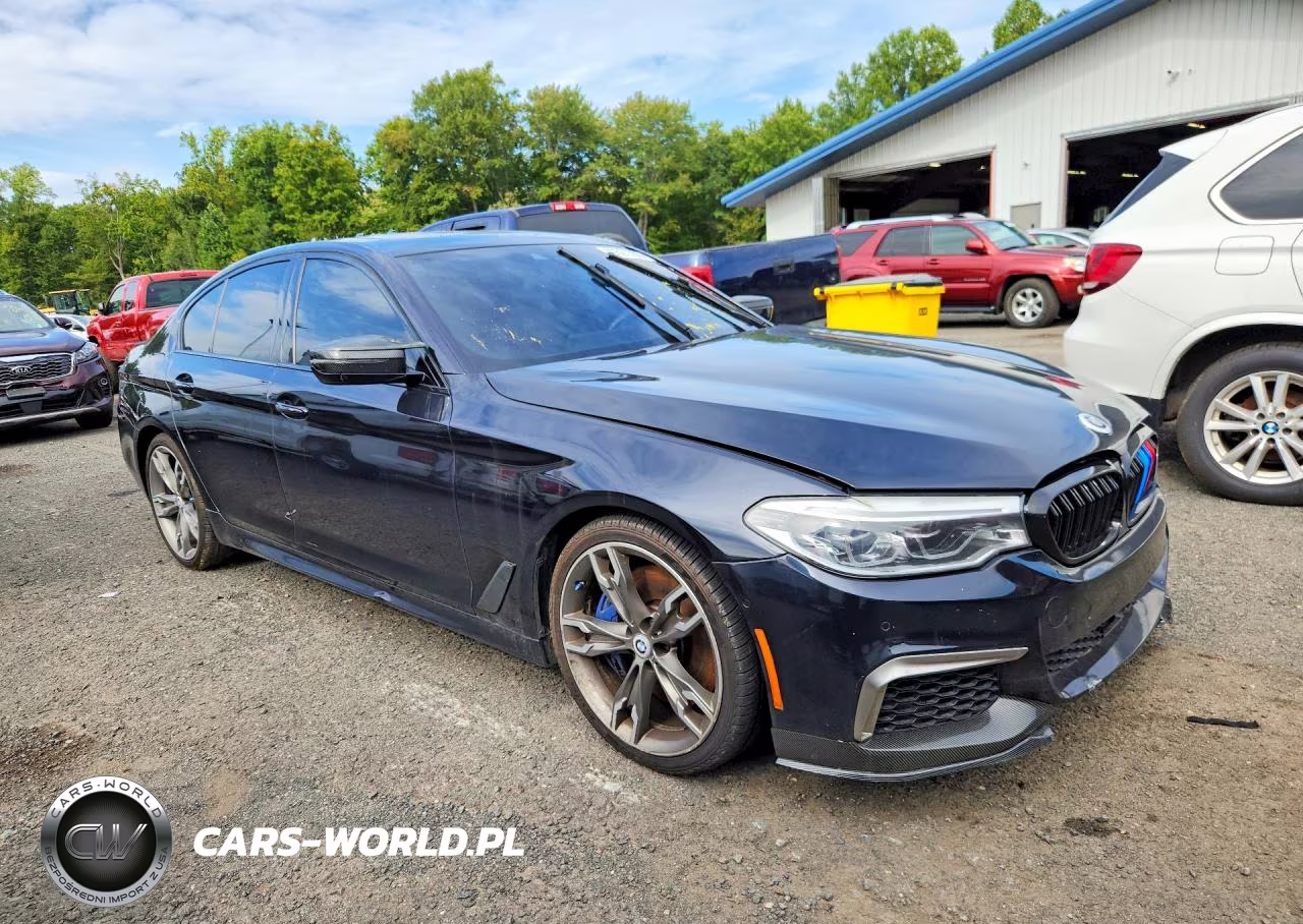 2018 BMW M550Xi VIN:WBAJB9C55JB036800 - 4