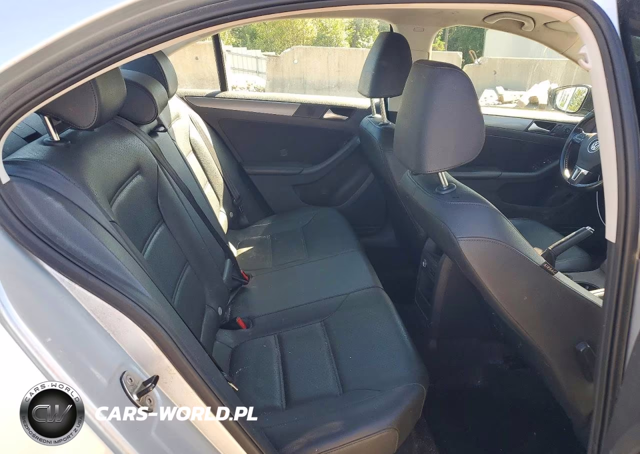 2013 Volkswagen Jetta Tdi VIN:3VWLL7AJ5DM439831 - 10