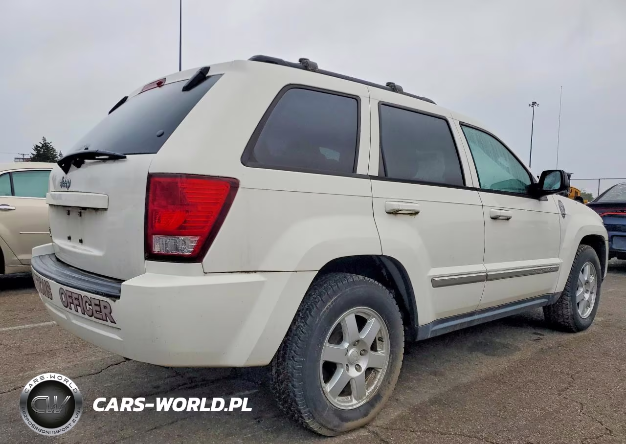2010 Jeep Grand Cherokee Laredo VIN:1J4PR4GK6AC120284 - 3