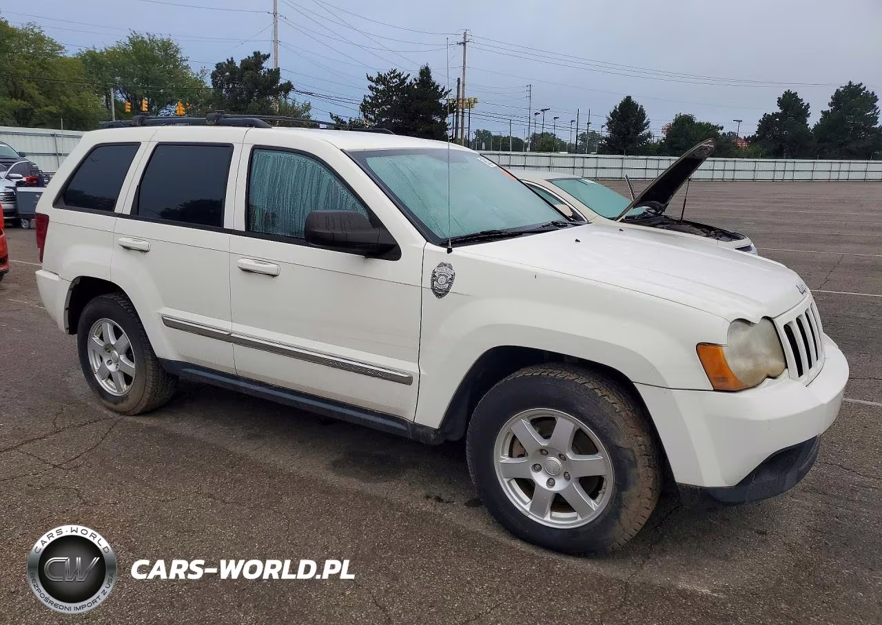 2010 Jeep Grand Cherokee Laredo VIN:1J4PR4GK6AC120284 - 4