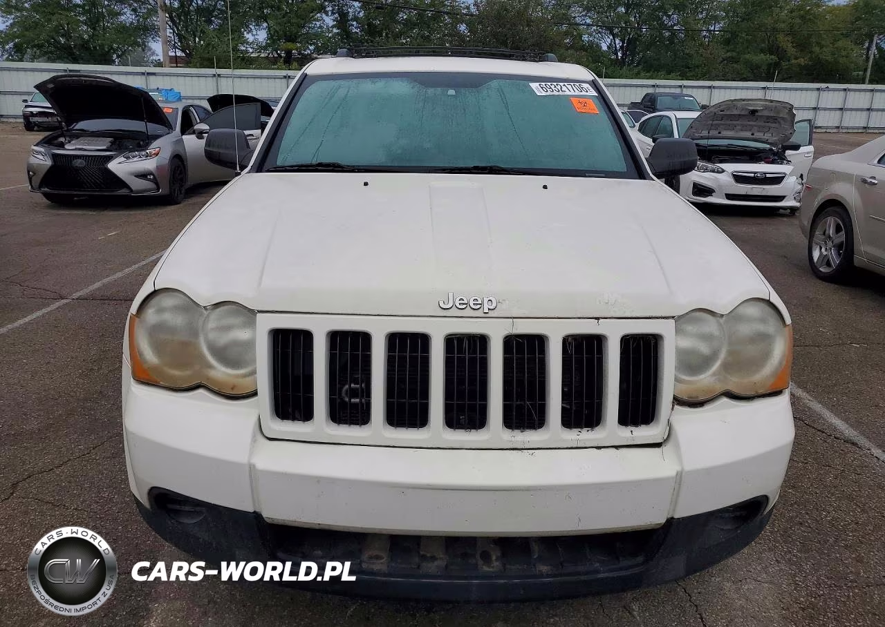 2010 Jeep Grand Cherokee Laredo VIN:1J4PR4GK6AC120284 - 5