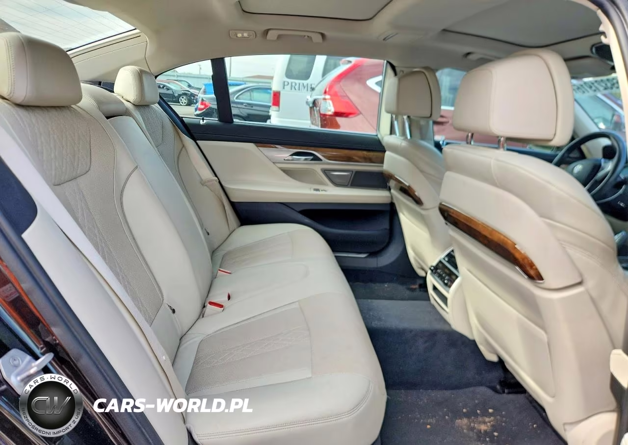 2017 BMW 750 Xi VIN:WBA7F2C51HG422035 - 10