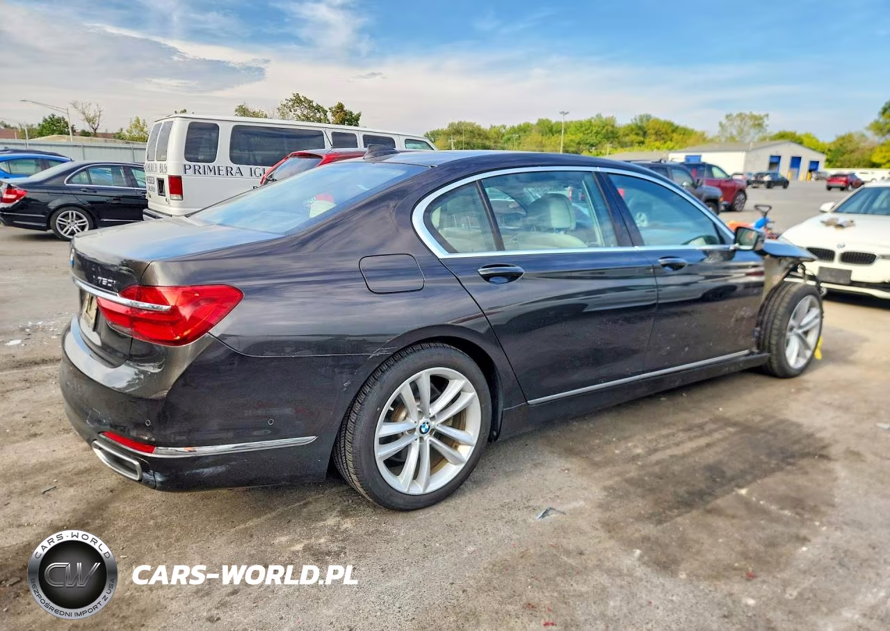 2017 BMW 750 Xi VIN:WBA7F2C51HG422035 - 3