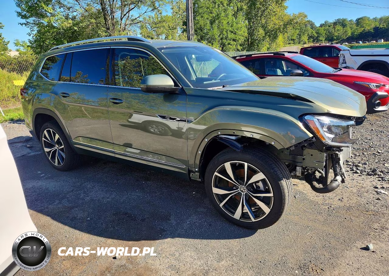 2026 Volkswagen Atlas Sel Premium R-Line VIN:1V2FN2CA1TC536386 - 4