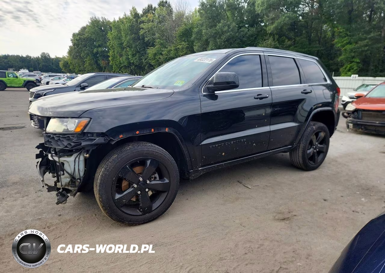 2015 Jeep Grand Cherokee Laredo VIN:1C4RJFAG1FC171317 - 1