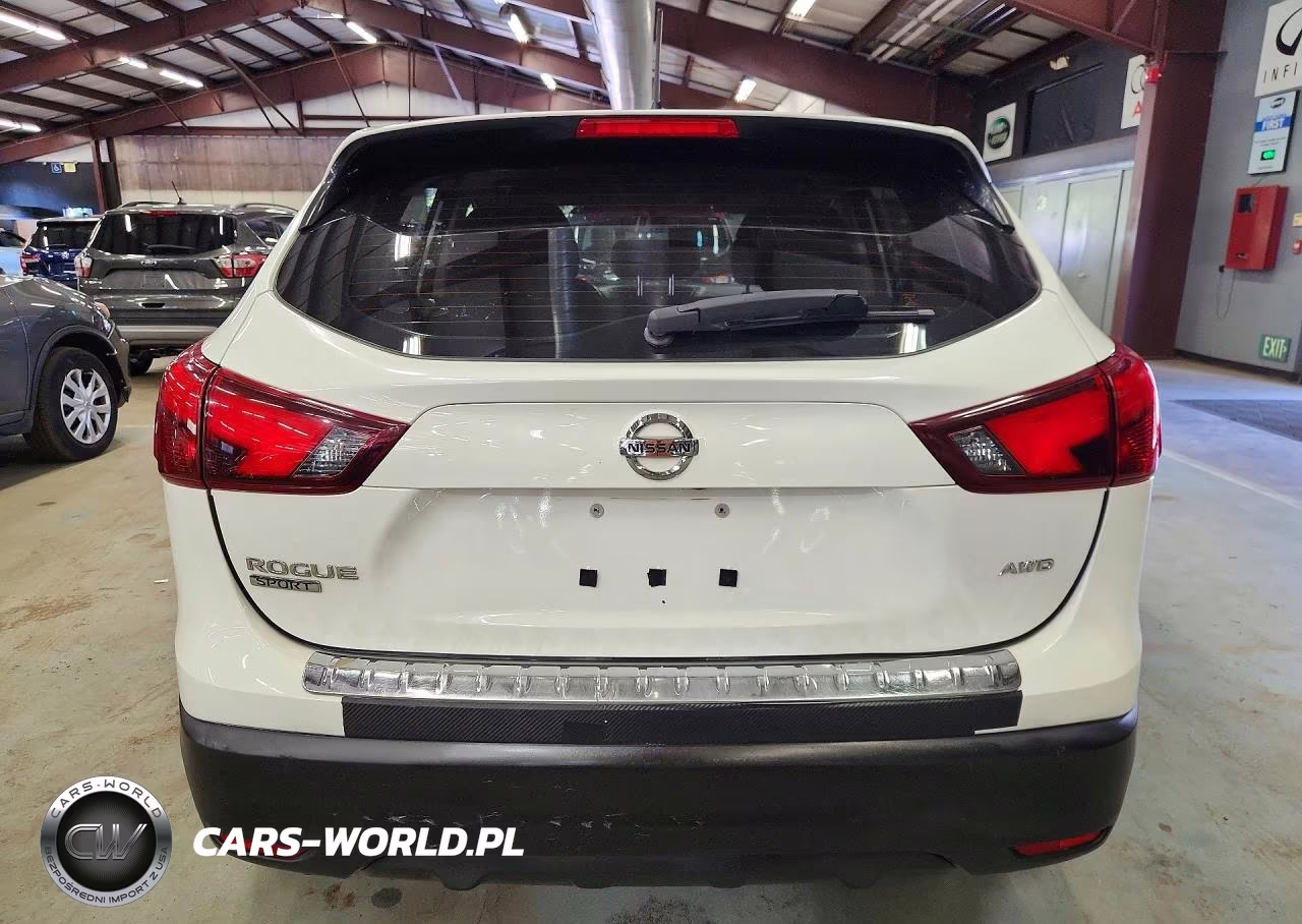 2018 Nissan Rogue Sport S VIN:JN1BJ1CR5JW268839 - 6