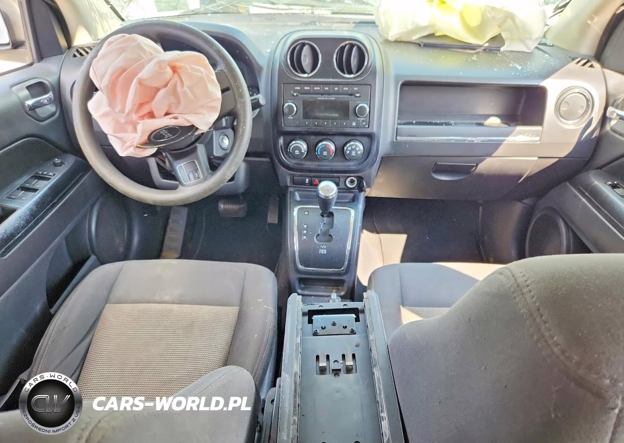 2012 Jeep Compass Sport VIN:1C4NJCBA0CD553870 - 8