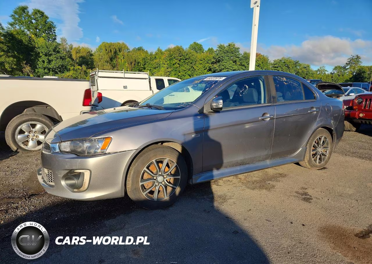 2017 Mitsubishi Lancer Es – zdjęcie 1 z 12