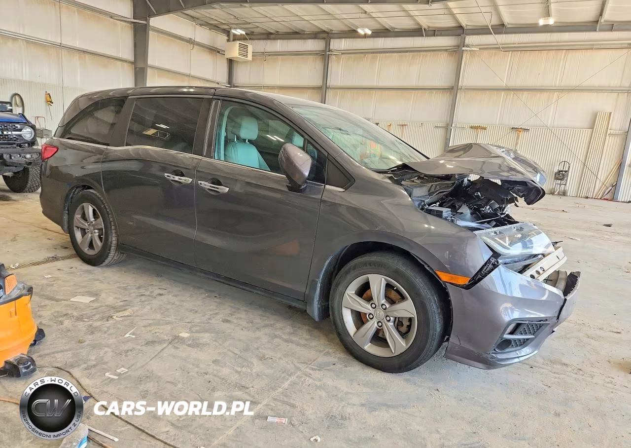 2018 Honda Odyssey Exl VIN:5FNRL6H74JB082109 - 4