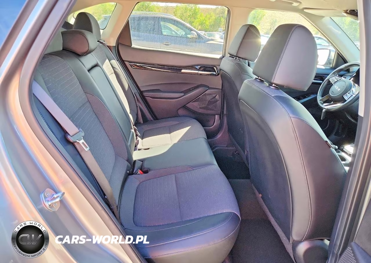 2023 Kia Seltos S VIN:KNDEUCAA4P7445748 - 11