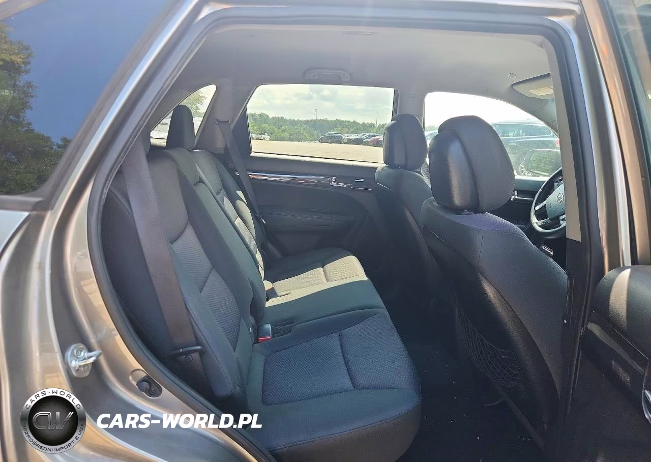 2013 Kia Sorento Lx VIN:5XYKT4A27DG311190 - 11