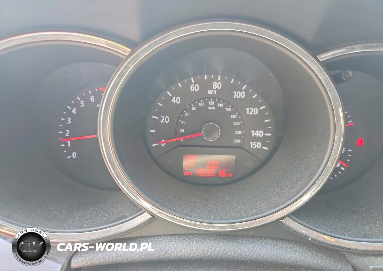 2013 Kia Sorento Lx VIN:5XYKT4A27DG311190 - 9