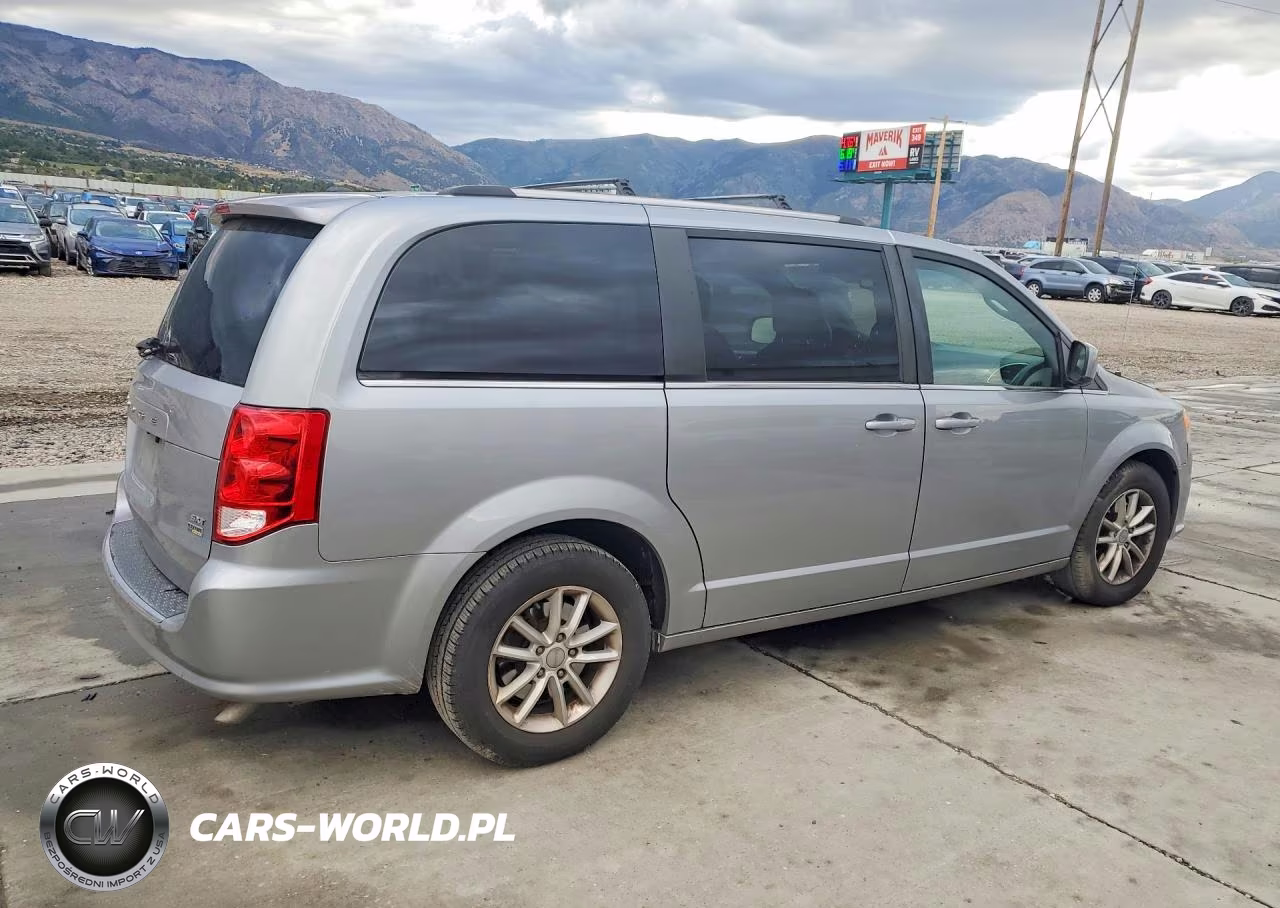 2019 Dodge Grand Caravan Sxt VIN:2C4RDGCG2KR672261 - 3