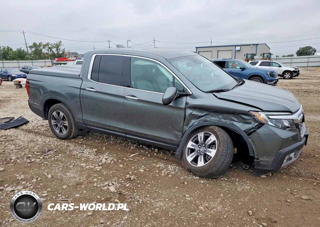 2017 Honda Ridgeline Rtl VIN:5FPYK3F72HB012500 - 4