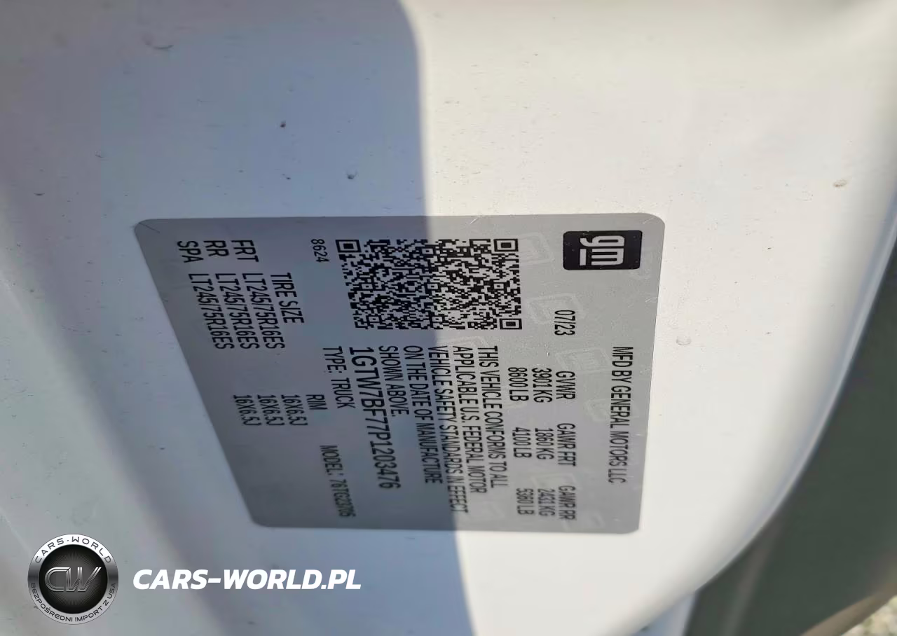 2023 GMC Savana G2500 VIN:1GTW7BF77P1203476 - 13